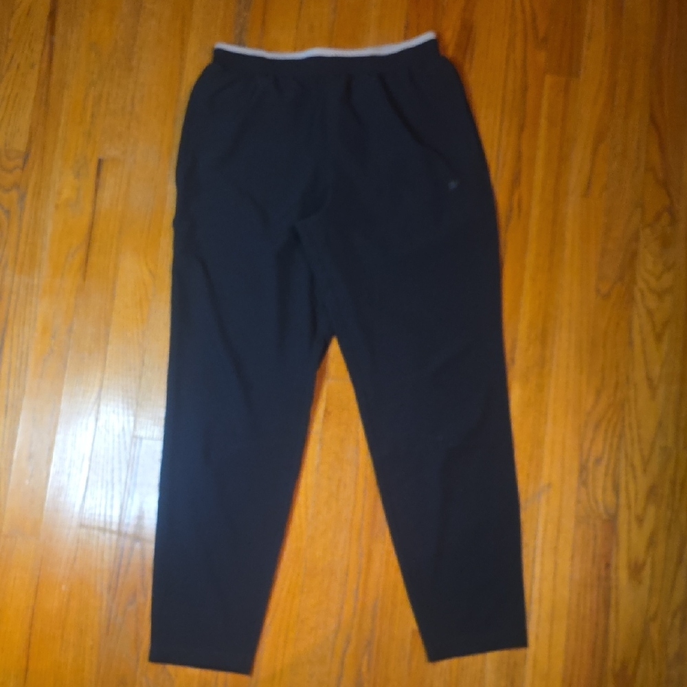 NEW WITH TAGS Fabletics The Fundamental Pant - Black